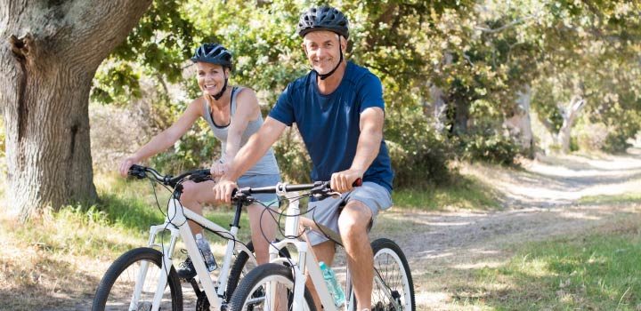 Radfahrer fahren Fahrrad