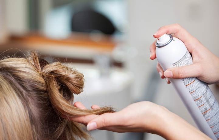 Haarspray – darauf kommt es beim Kauf an