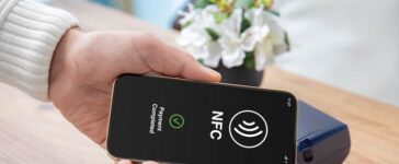Kontaktlos per NFC: Mit dem Smartphone bezahlen