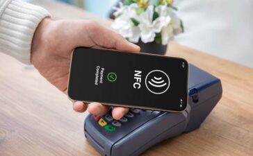 Kontaktlos per NFC: Mit dem Smartphone bezahlen