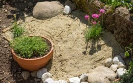 Sandarium als Nisthilfe für Wildbienen und andere Bodenbrüter
