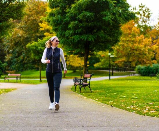 Wie der Spaziergang zum Fitnesstraining wird
