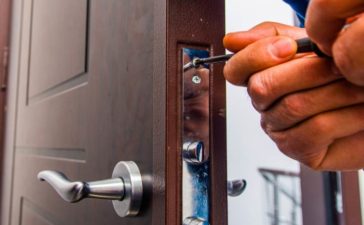 Schlüsseldienste setzen ihre Arbeit auch in der Corona-Pandemie fort